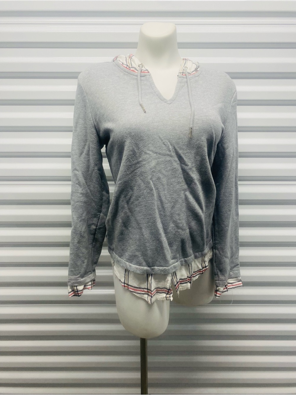 Tommy Hilfiger Gray Hoodie with Plaid Trim